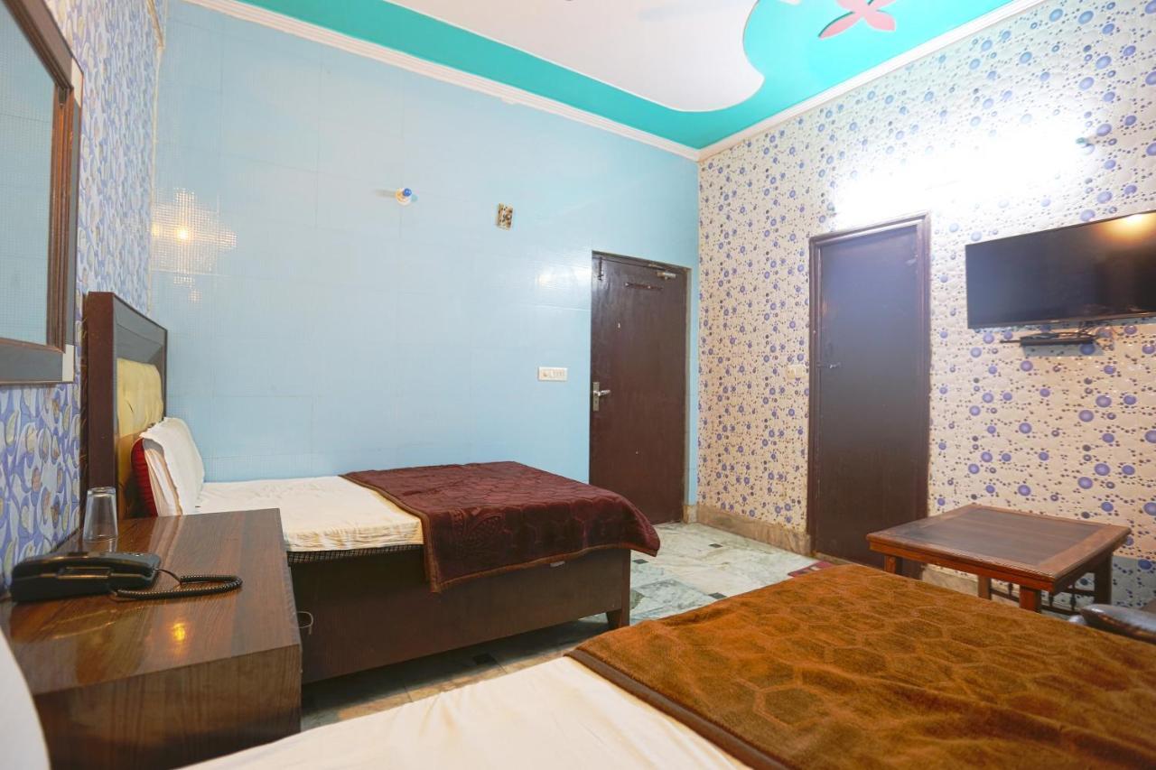 Spot On 43436 Hotel Mannat Spot Moradabad Exterior foto